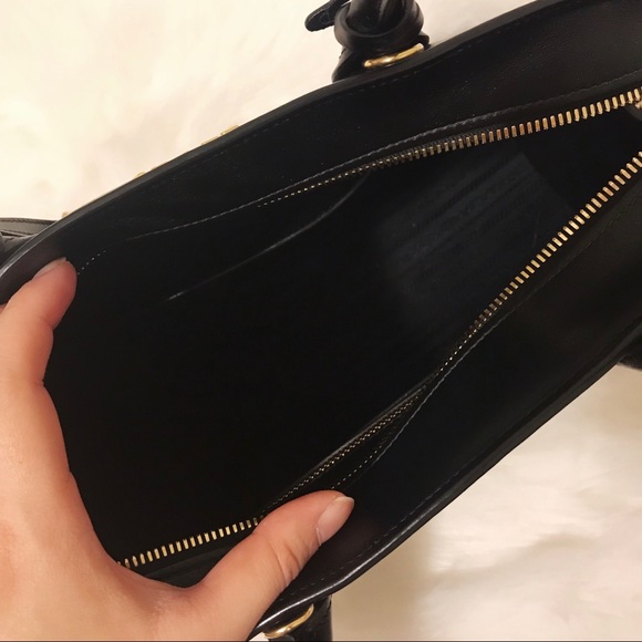 Prada Saffiano City Calf Esplanade - Picture 3 of 8